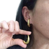 Brinco Ear Hook Folheado a Ouro 18k - Deitos Joias Finas